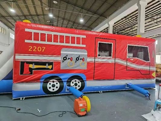 लाल और नीली फुलाए जाने योग्य कार उछाल घर फायर ट्रक कूद महल