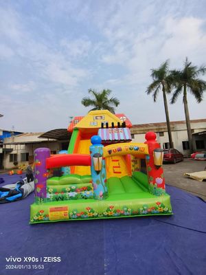 मज़ा पार्क सूखी Inflatable कैंडी की दुकान विषय के साथ उछल स्लाइड