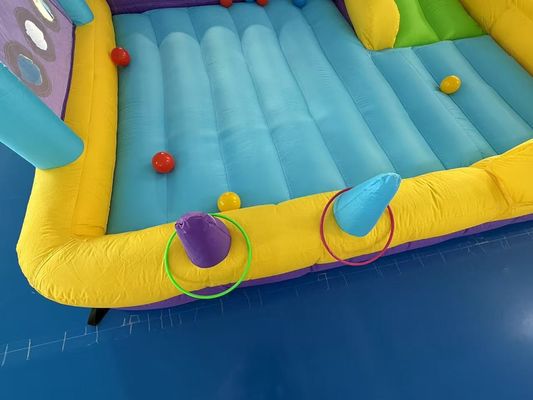 पॉलिएस्टर ऑक्सफोर्ड inflatable बैंगनी पीला पीला नीला स्लाइड के साथ टॉस खेल
