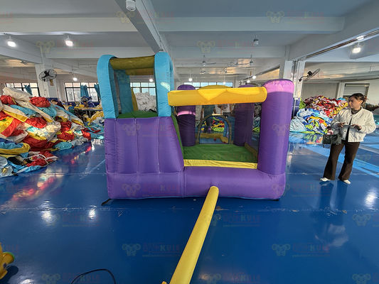 पॉलिएस्टर ऑक्सफोर्ड inflatable बैंगनी पीला पीला नीला स्लाइड के साथ टॉस खेल